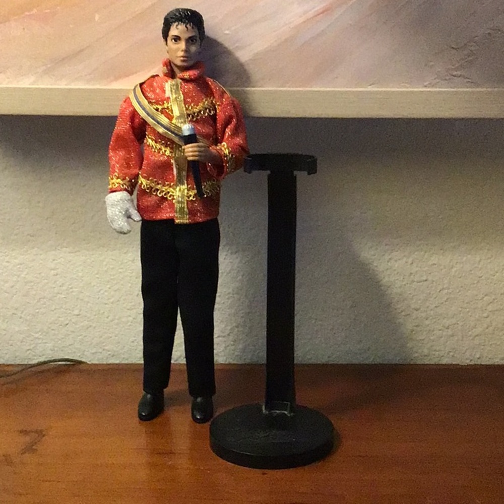 Vintage 1984 Micheal Jackson Doll - Picture 8 of 9